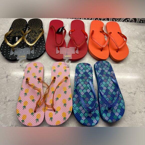 5 Pairs NWT flip- flops - Picture 1 of 8